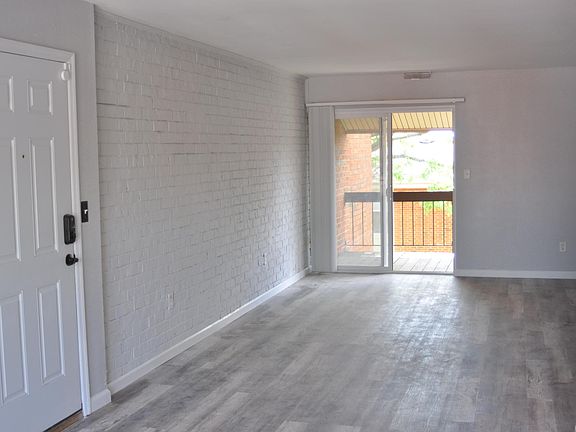 5th image of 1958 Greenpoint Dr APT 302
