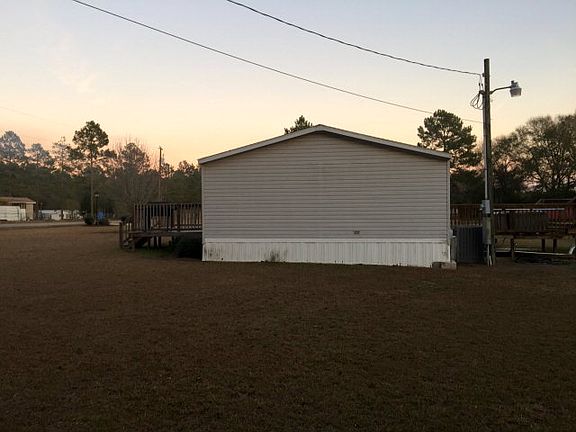 2nd image of 287 Hyde Ln