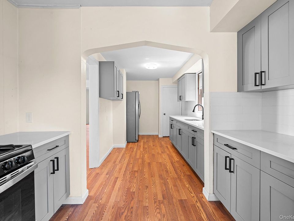 1st image of 1 Lewis Place