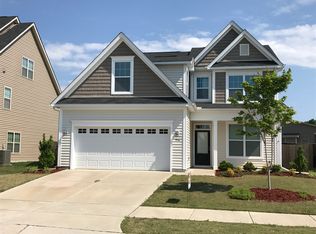 916 Sequoia Ridge Dr, Fuquay Varina, NC 27526