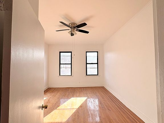 4th image of 678 Manhattan Ave Floor 3