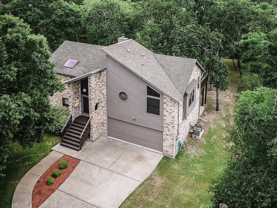1st image of 3929 Hansen Dr