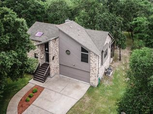 3929 Hansen Dr, Dickinson, TX 77539