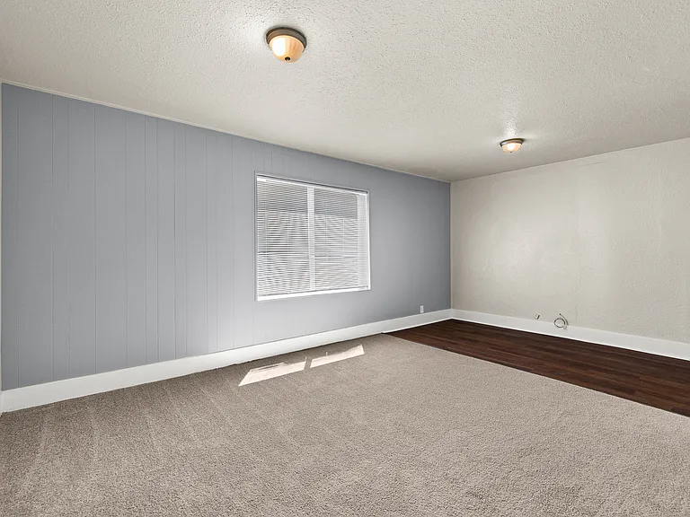 215 E 1st St #206 — Photo 6