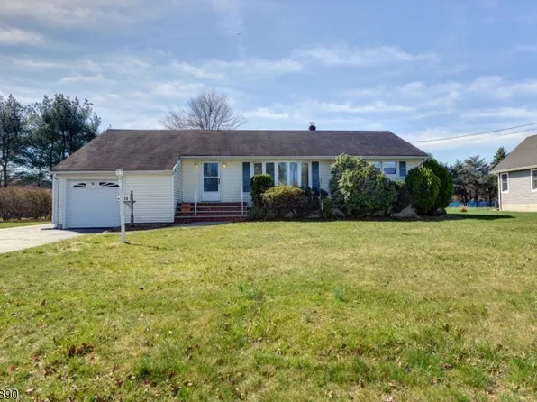 10 Virginia Ave, Pequannock Twp., NJ 07444