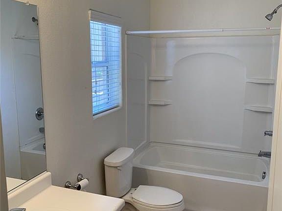 4th image of 3359 Popcorn Flower St #0
