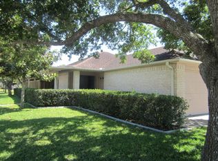 101 Rattan Dr, Victoria, TX 77901