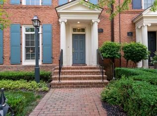 11 Keswick Cmns, New Albany, OH 43054