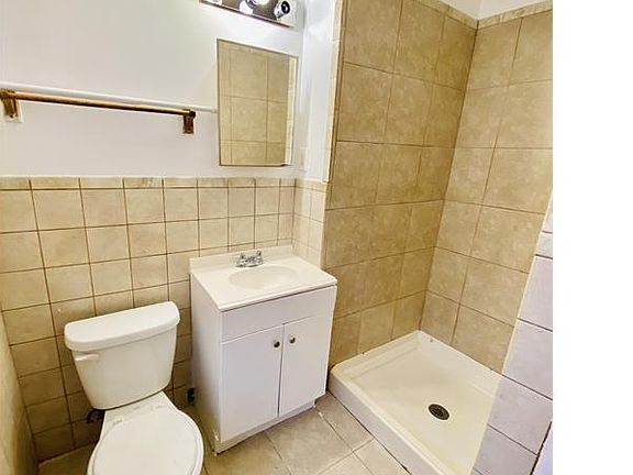 2nd image of 293 Dreger Ave