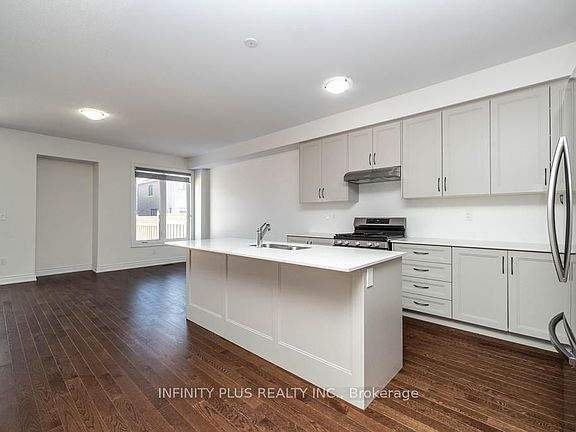 5th image of 9 Fordham Rd