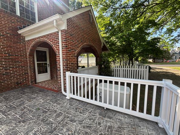 3479 Overbrook Dr