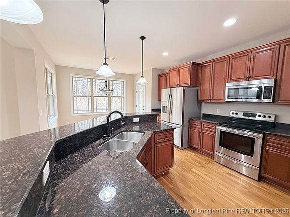 4th image of 171 Cedar Ln