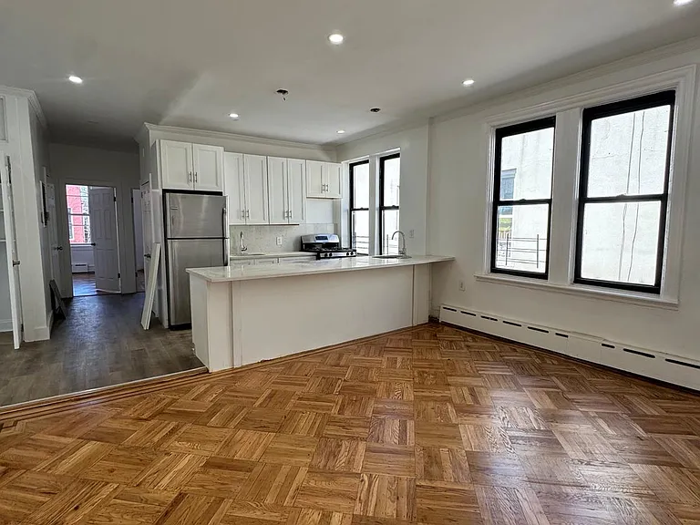 216 E 93rd St #3A — Photo 7