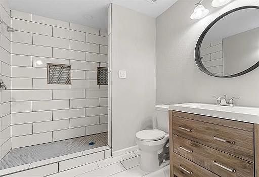 2nd image of 8310 Glen Regal Dr
