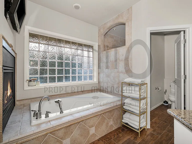 115 E Meadowlane Rd — Photo 17