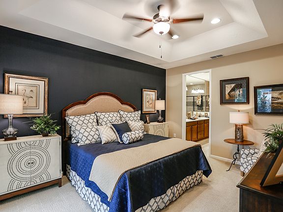 1st Floor Master Bedroom