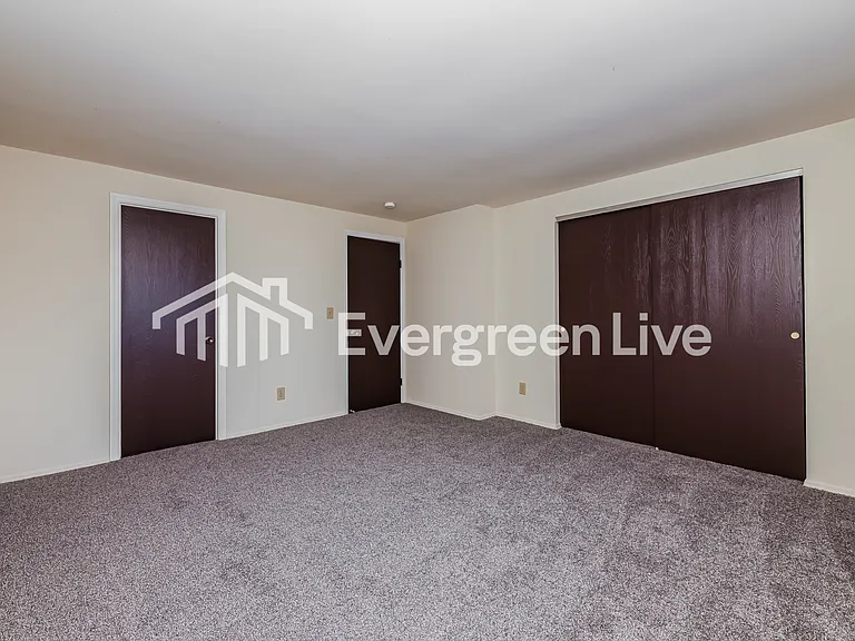 8213 Mount Carmel St — Photo 8