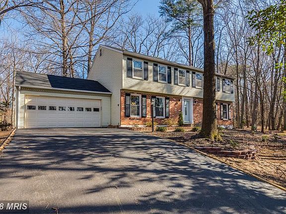 2285 Dosinia Ct Reston