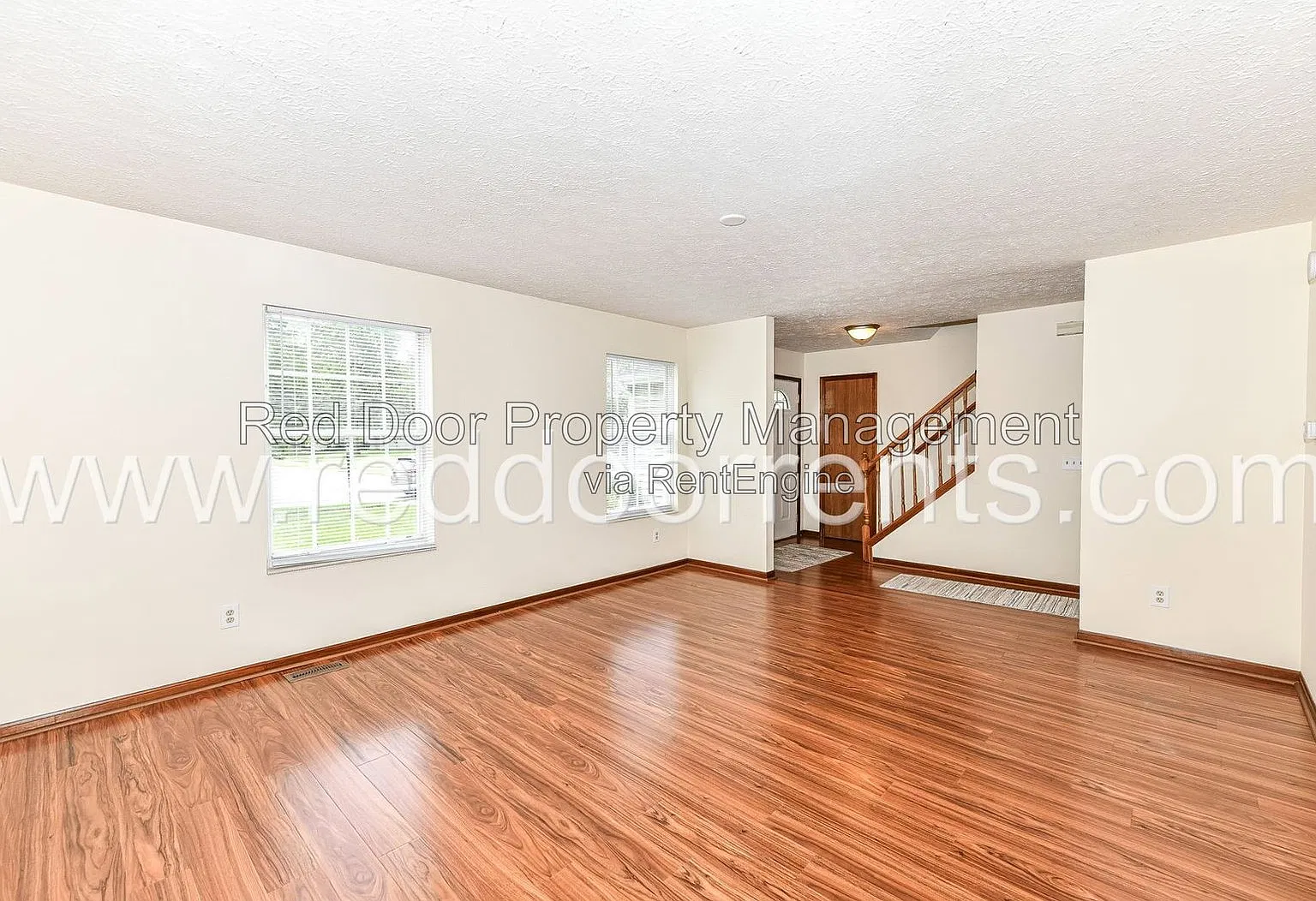 4 bed, 2.5 bath, 2136 sqft, $2,175 — Photo 2
