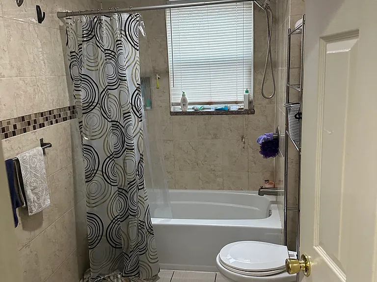 33 Vinton St #2 — Photo 3
