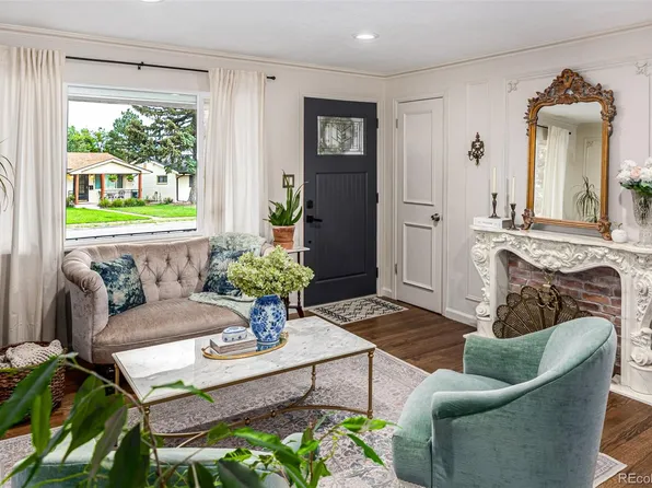 3760 S Huron Street, Englewood, CO 80110