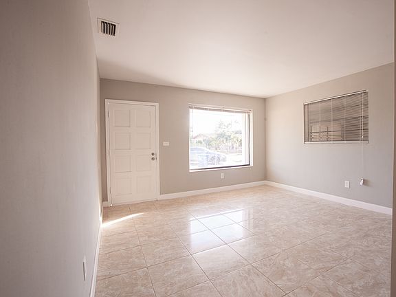 5th image of 3351 NW 188th St