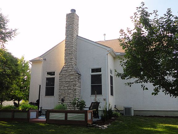 5th image of 6849 Blue Holly Dr
