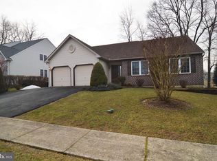 1038 Meadow Dr, Reading, PA 19605