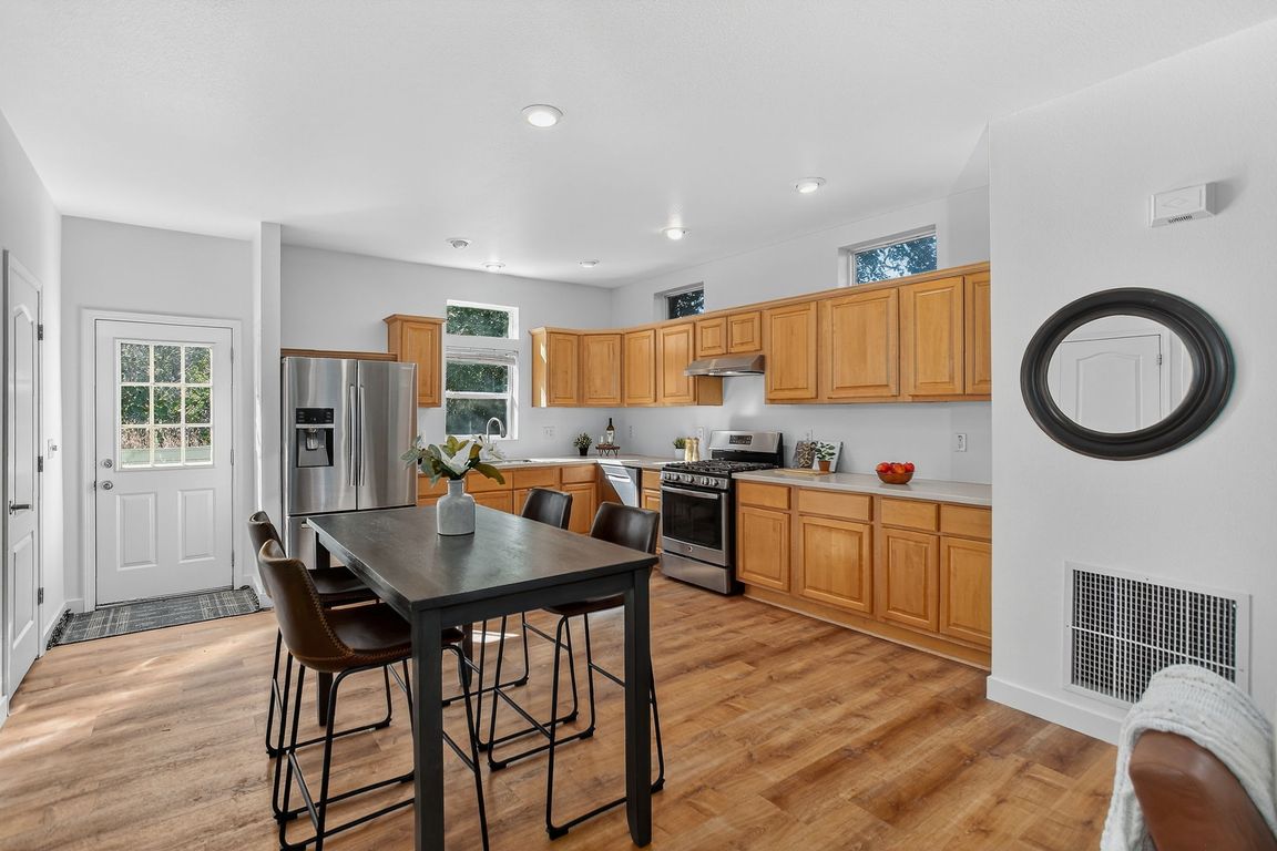 next background image