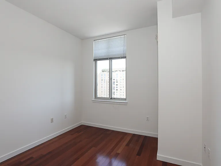 1000 New Jersey Ave SE #1017 — Photo 11