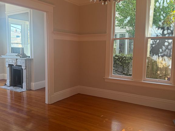 5th image of 82 Beaver St