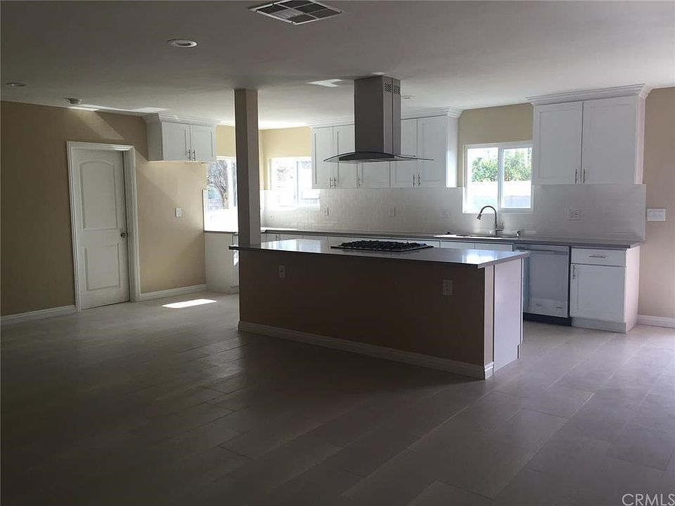1st image of 8400 Tampa Ave