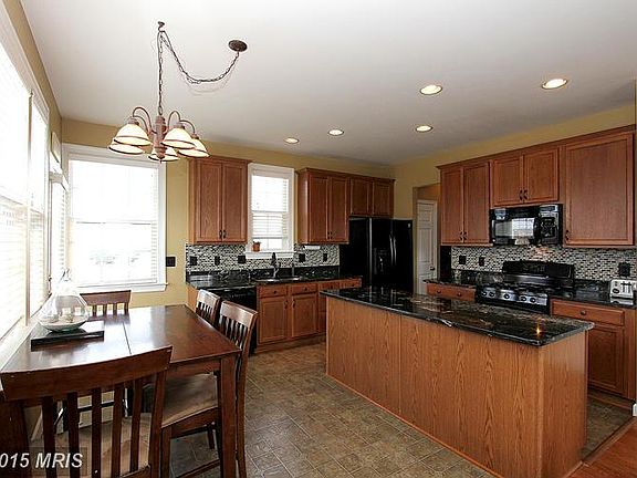 3rd image of 8952 Yellowleg Ct