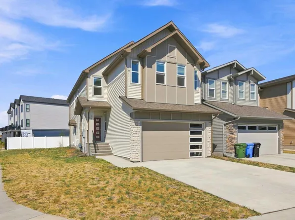 71 Belvedere Grn SE, Calgary, AB T2A 7L5