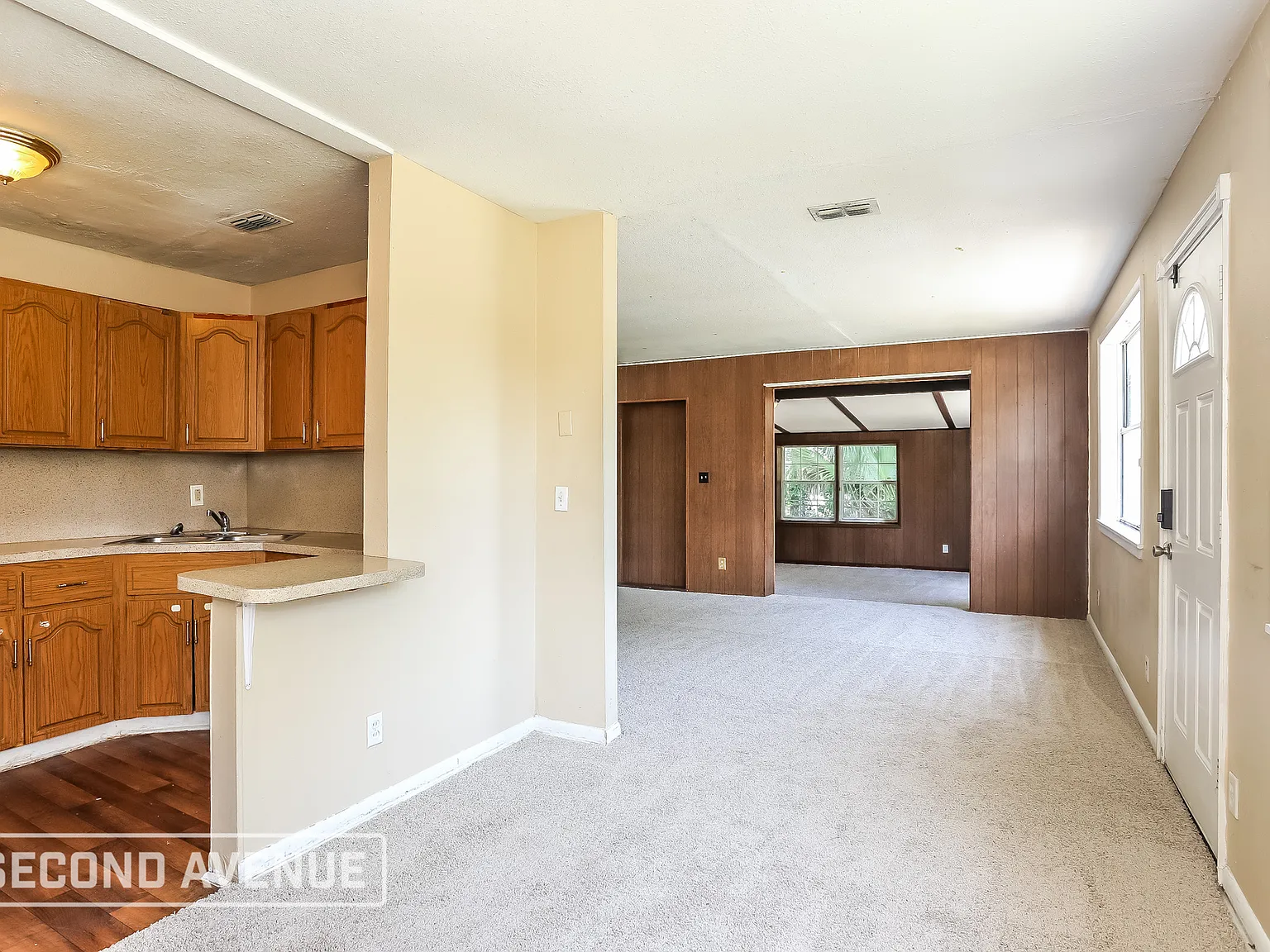 3 bed, 1.5 bath, 1664 sqft, $1,495 — Photo 3