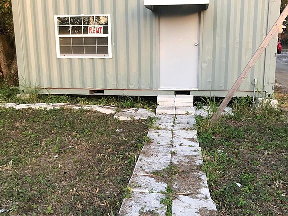 2nd image of 3709 N Taliaferro Ave