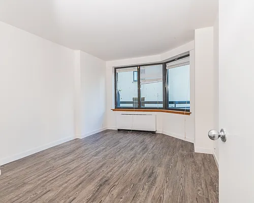 Rented by Luxury Habitat | media 4