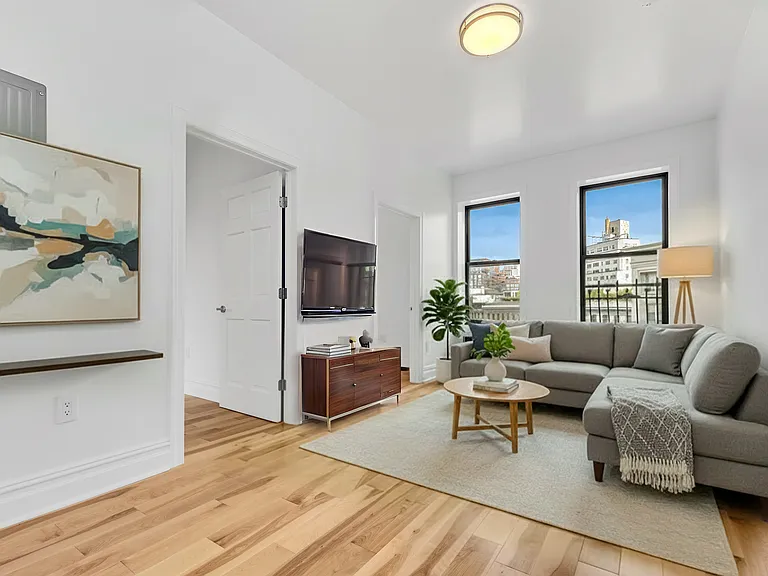 164 Waverly Pl #3A — Photo 1