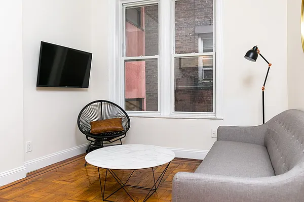 Rented by Nooklyn NYC LLC | media 5