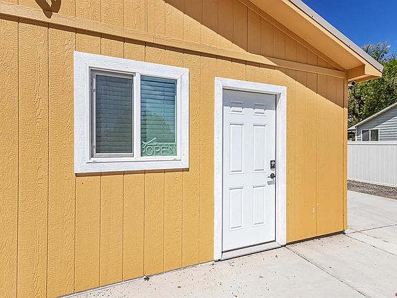 2nd image of 727 1550th Road