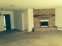2nd image of 400/402 Bond St