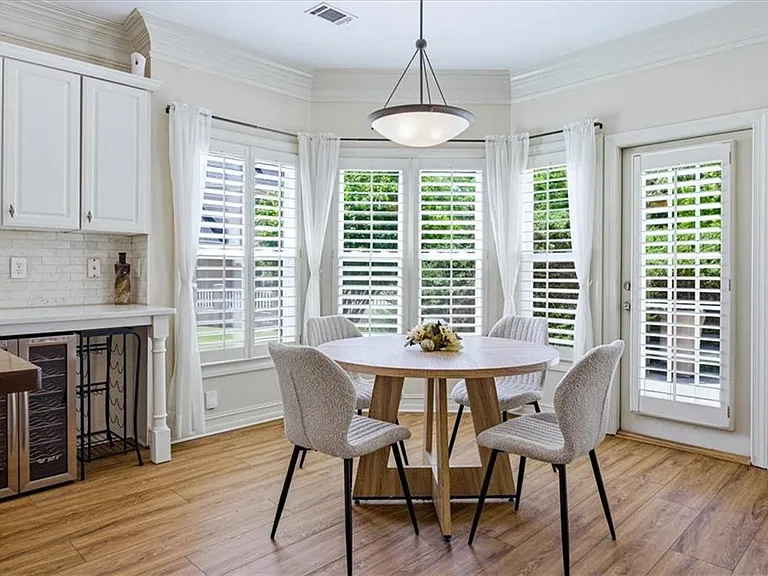 210 Masters View Ct — Photo 16