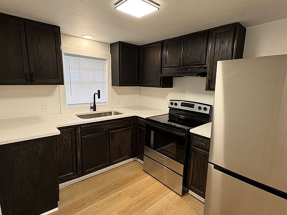 2nd image of 505 W Conway St #C