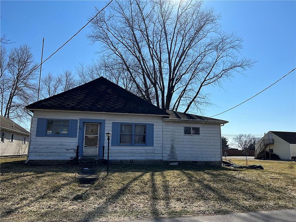 2nd image of 357 W North St