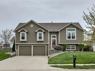 7804 NE 109th Cir, Kansas City, MO 64157
