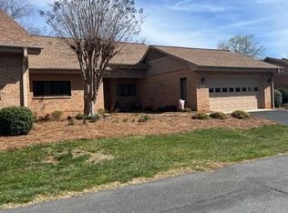 141 Oleander Dr, Advance, NC 27006