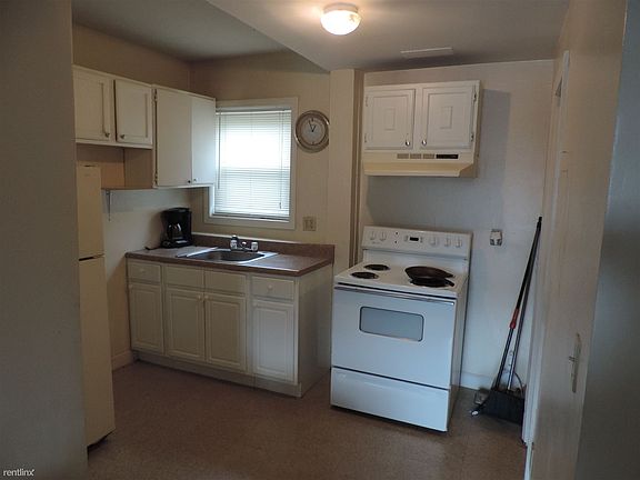 14 Clinton Ave Furnished apt move in condition (5) - Copy