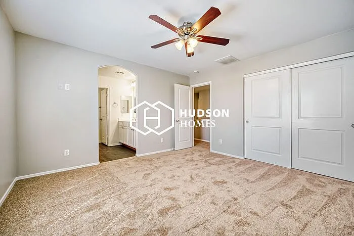 5638 S 10th Dr — Photo 15