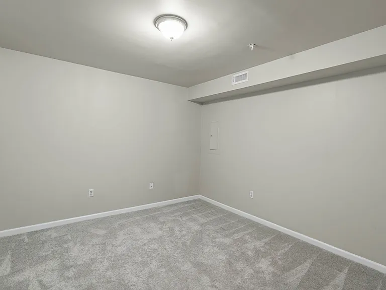 9745 Bon Haven Ln — Photo 21