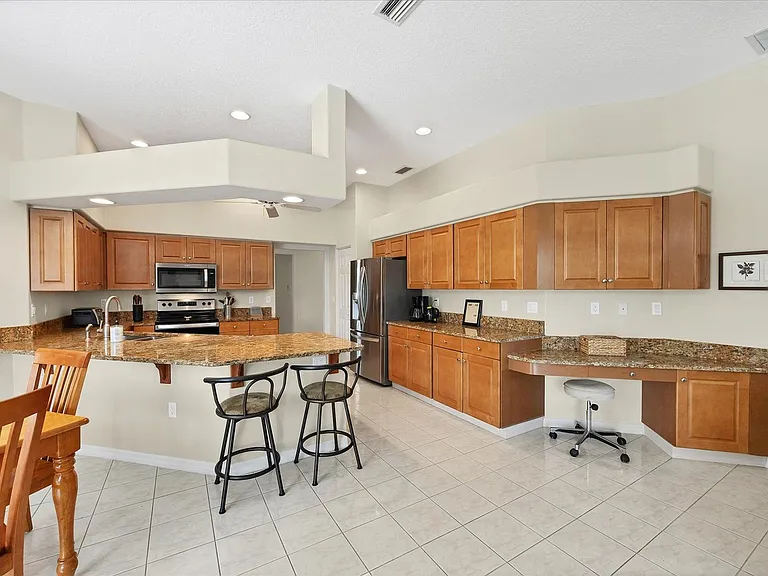 6392 Woodbirch Pl — Photo 6